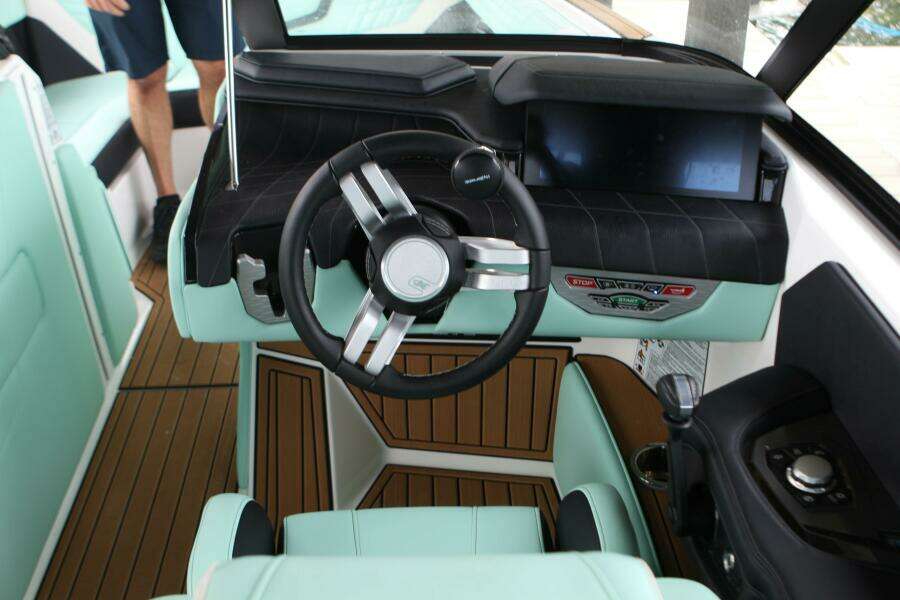 23ft Nautique Yacht For Sale