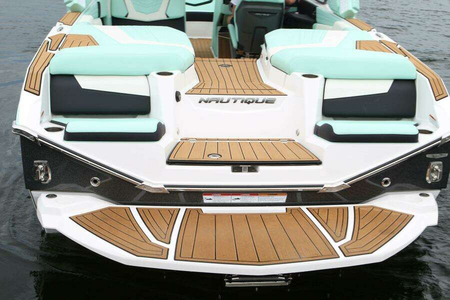 23ft Nautique Yacht For Sale