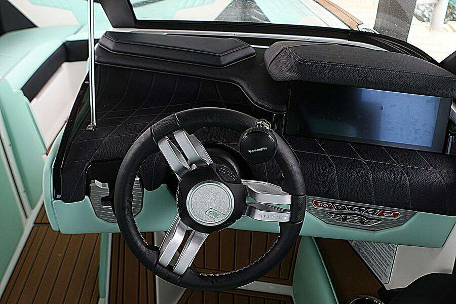 23ft Nautique Yacht For Sale
