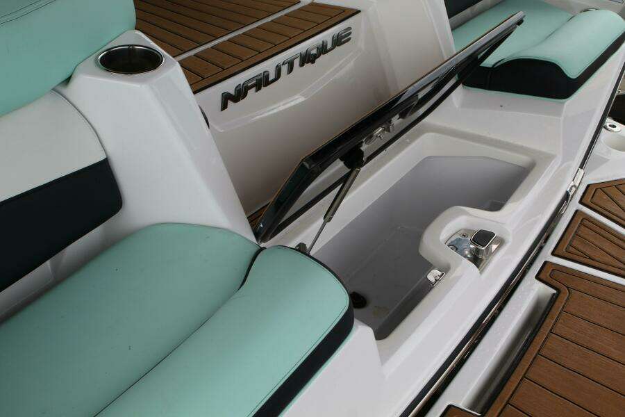 23ft Nautique Yacht For Sale
