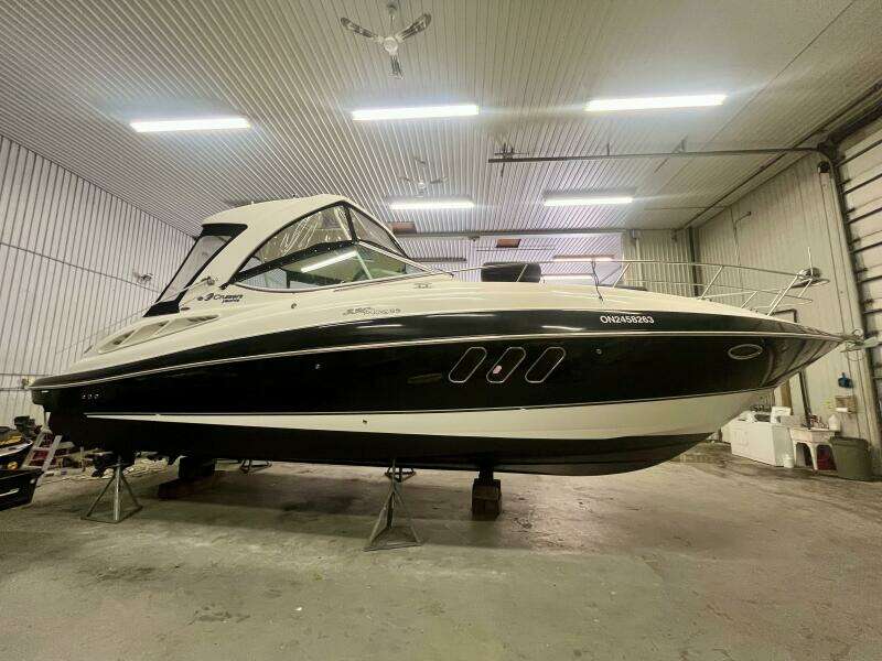 33ft Cruisers Yachts Yacht For Sale