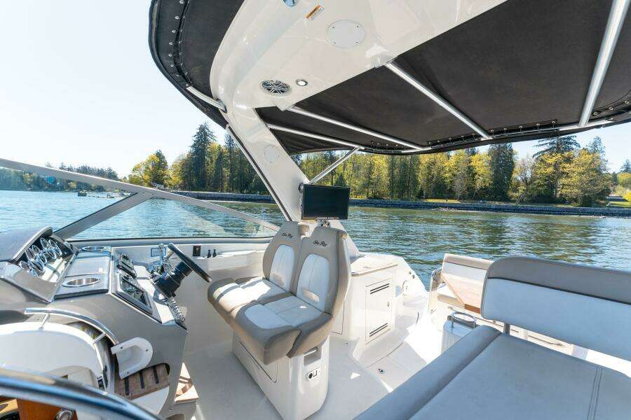 D 35ft Sea Ray Yacht For Sale