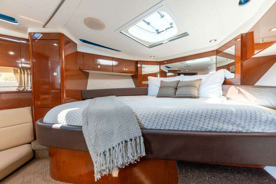 D 35ft Sea Ray Yacht For Sale