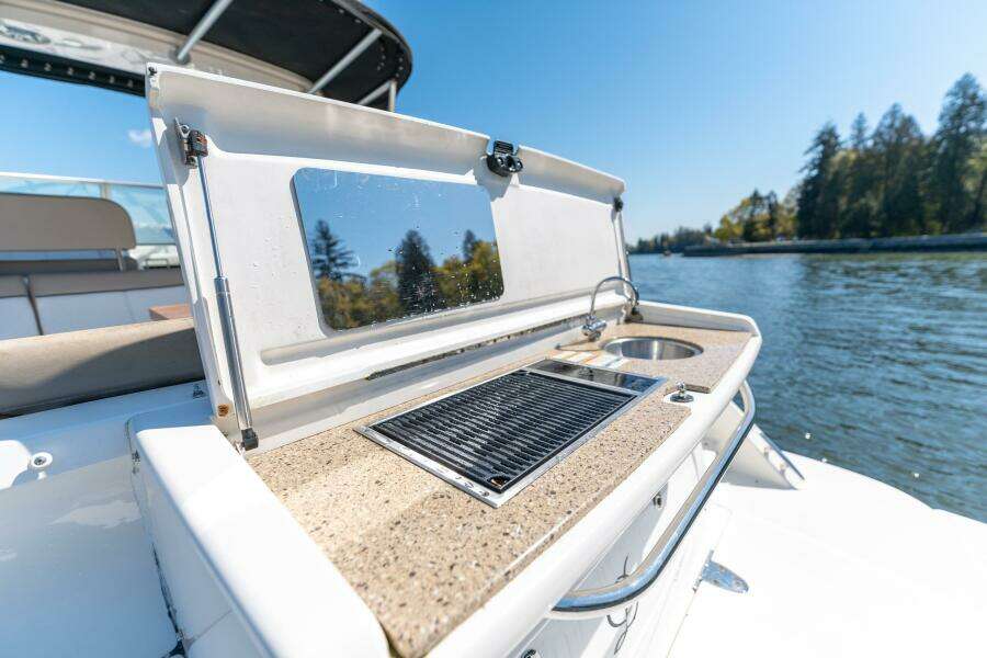 D 35ft Sea Ray Yacht For Sale