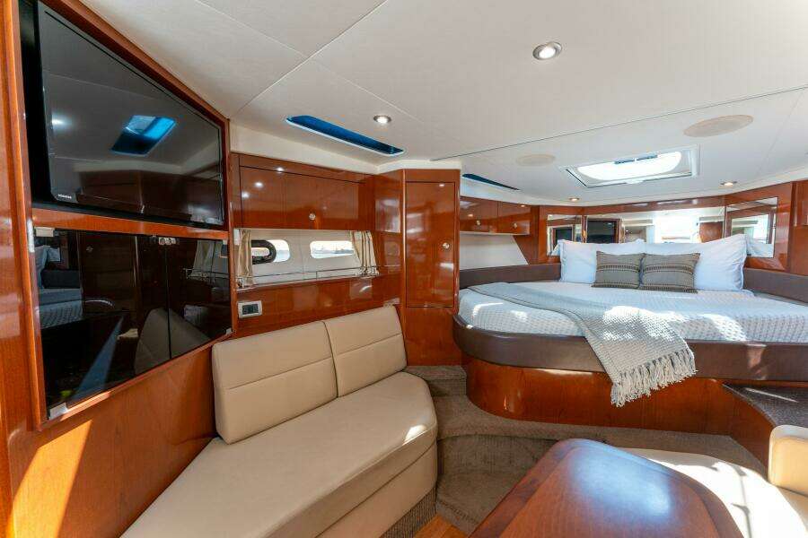 D 35ft Sea Ray Yacht For Sale