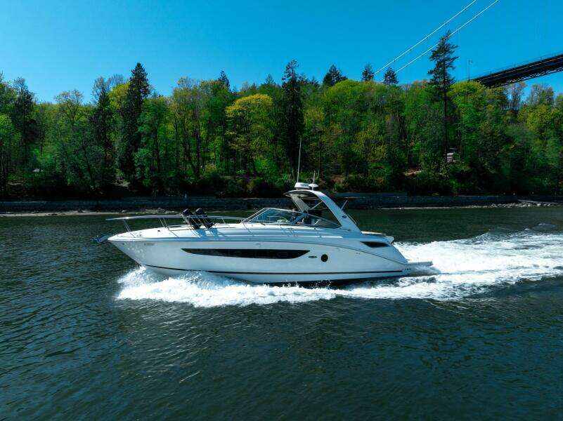 D 35ft Sea Ray Yacht For Sale