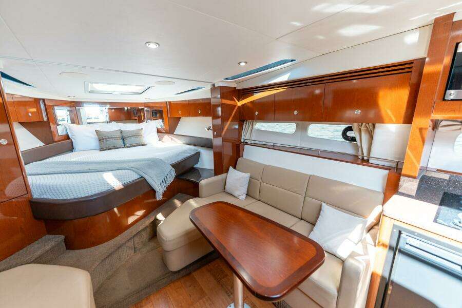 D 35ft Sea Ray Yacht For Sale