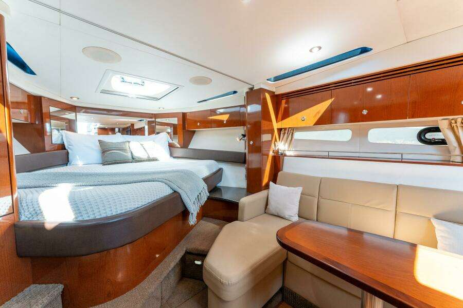 D 35ft Sea Ray Yacht For Sale
