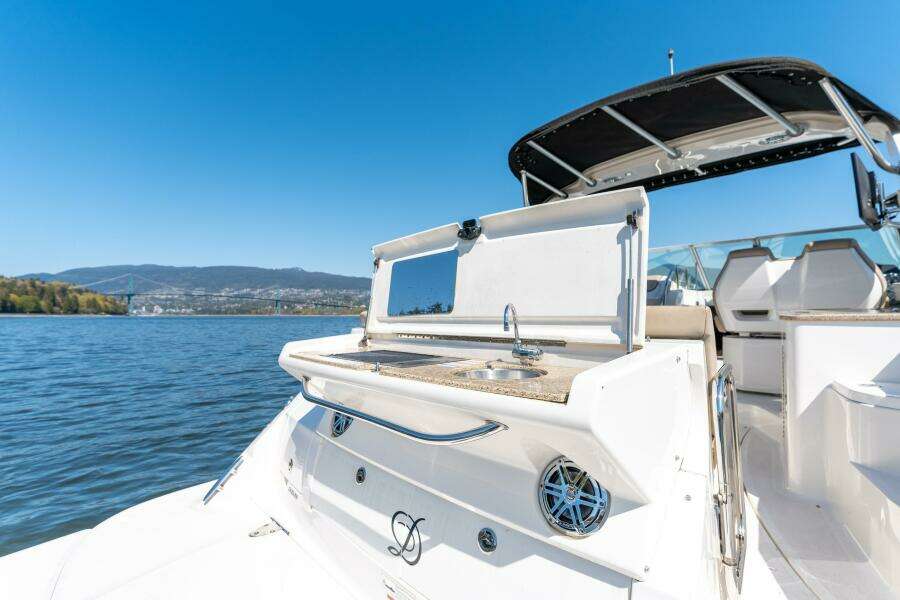 D 35ft Sea Ray Yacht For Sale