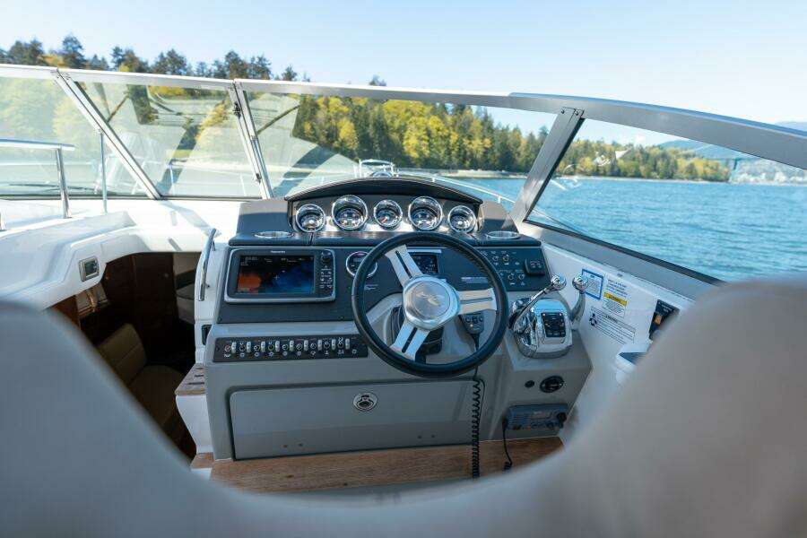 D 35ft Sea Ray Yacht For Sale