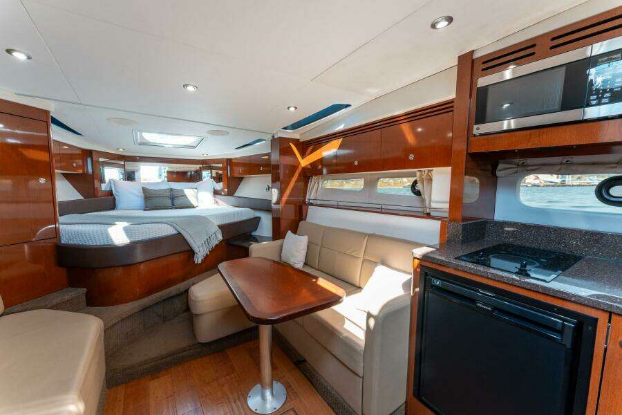 D 35ft Sea Ray Yacht For Sale