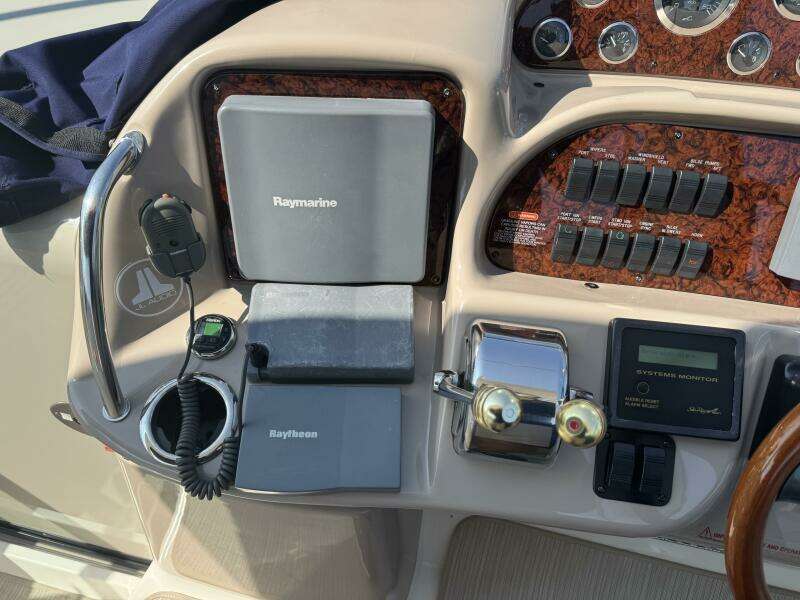 36ft Sea Ray Yacht For Sale