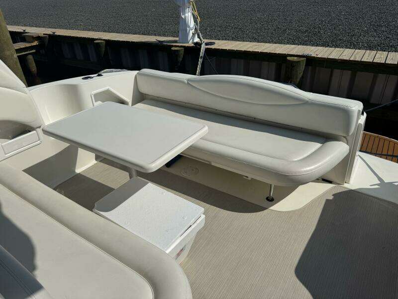 36ft Sea Ray Yacht For Sale