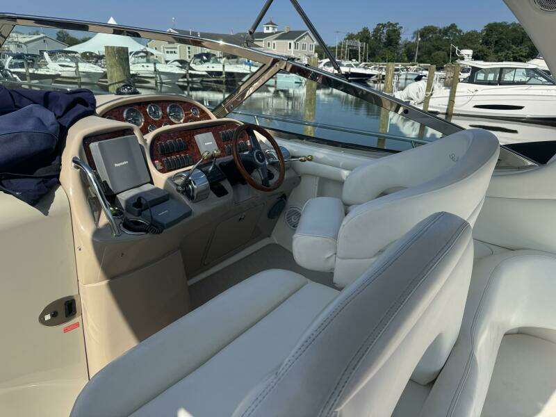 36ft Sea Ray Yacht For Sale