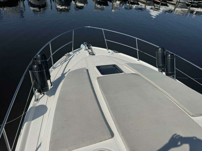 36ft Sea Ray Yacht For Sale