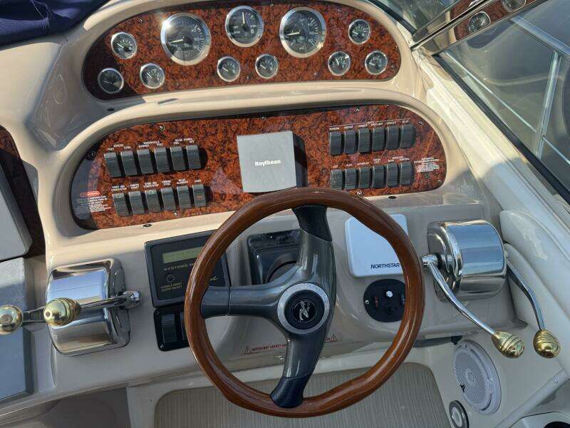 36ft Sea Ray Yacht For Sale