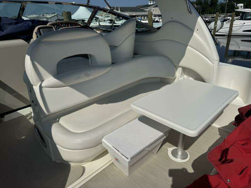 36ft Sea Ray Yacht For Sale