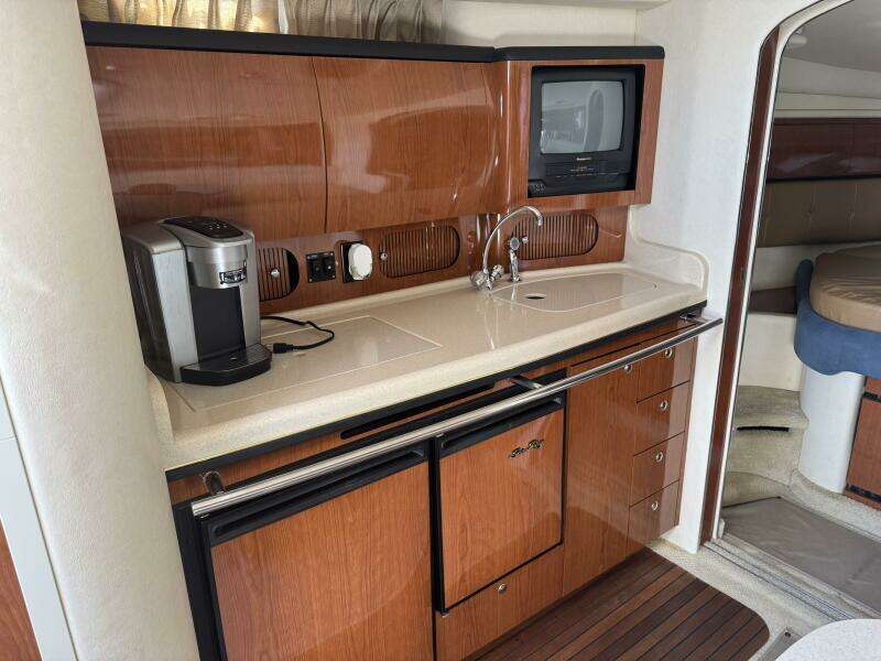 36ft Sea Ray Yacht For Sale