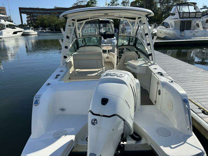 23ft Boston Whaler Yacht For Sale