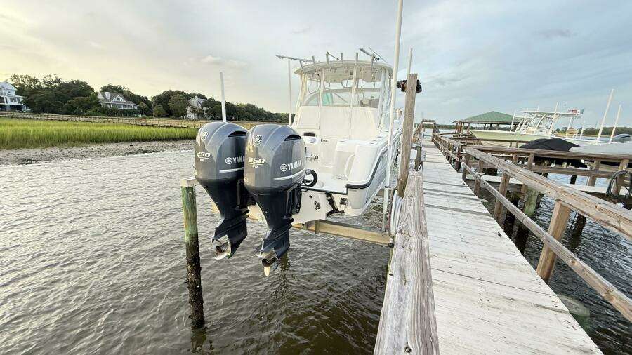 26ft Edgewater Yacht For Sale