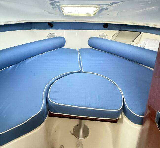 26ft Edgewater Yacht For Sale