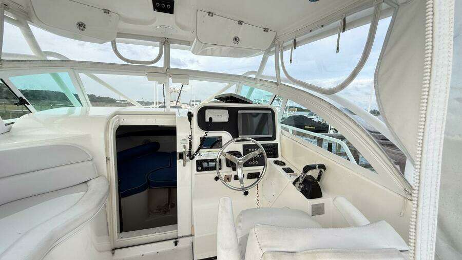 26ft Edgewater Yacht For Sale