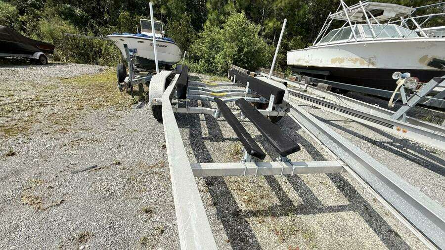 26ft Edgewater Yacht For Sale