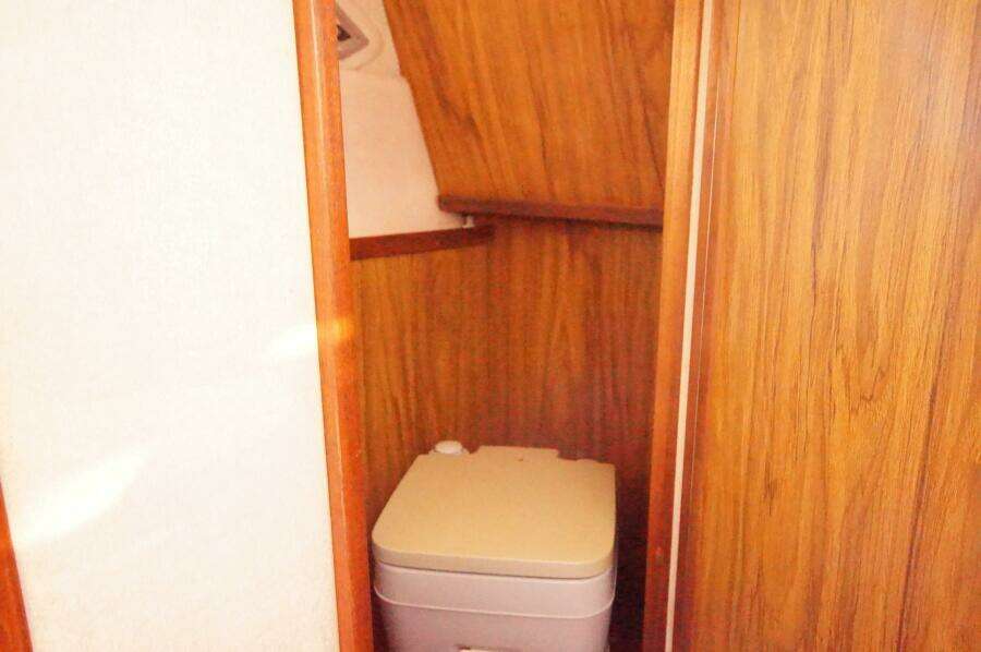 23ft Sea Ray Yacht For Sale