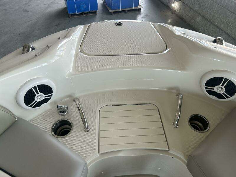 24ft Sea Ray Yacht For Sale