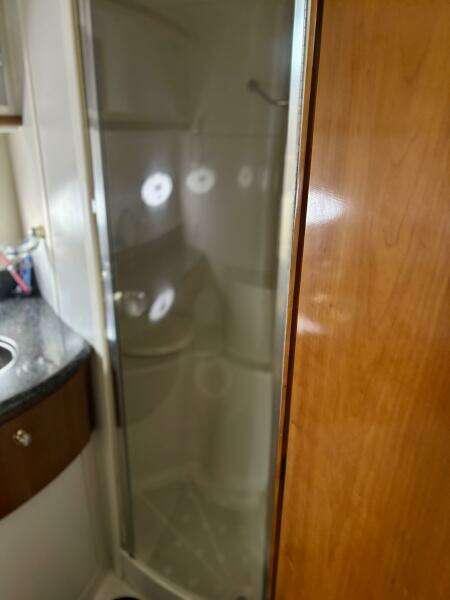 39ft Carver Yacht For Sale