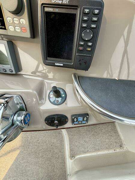 39ft Carver Yacht For Sale