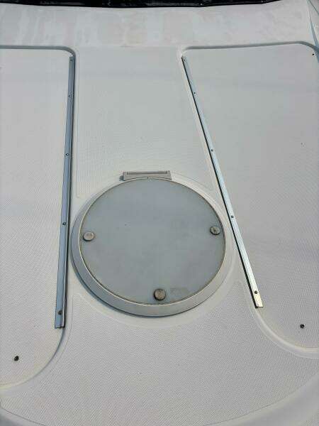 39ft Carver Yacht For Sale