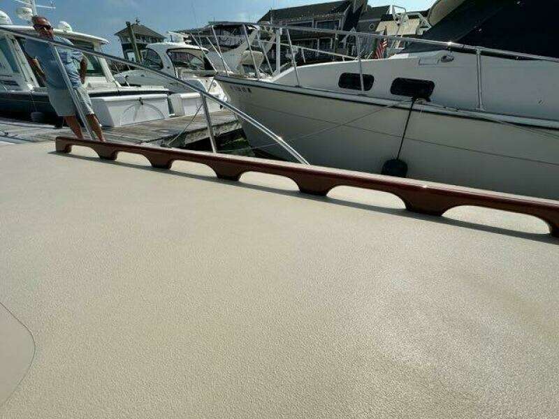 SIGN E 32ft Holland Yacht For Sale