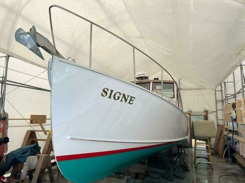SIGN E 32ft Holland Yacht For Sale