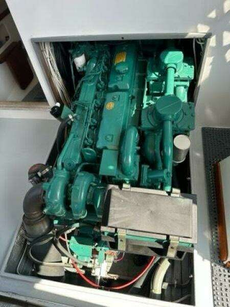 SIGN E 32ft Holland Yacht For Sale