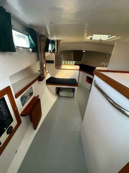 SIGN E 32ft Holland Yacht For Sale