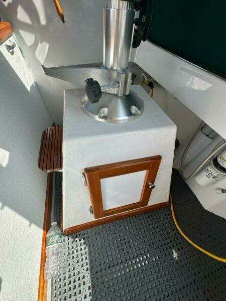 SIGN E 32ft Holland Yacht For Sale