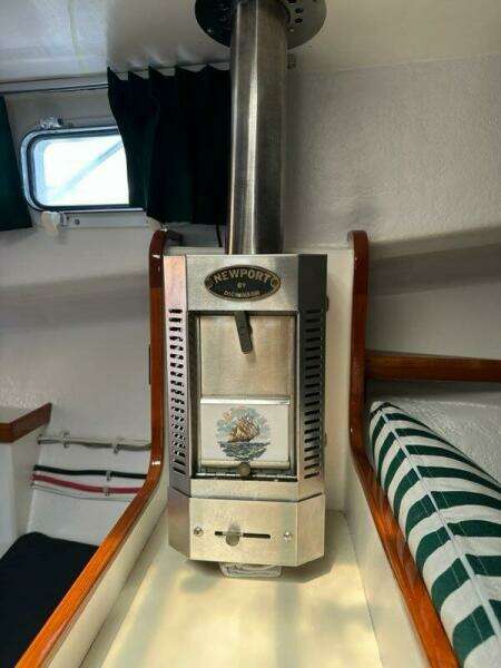 SIGN E 32ft Holland Yacht For Sale