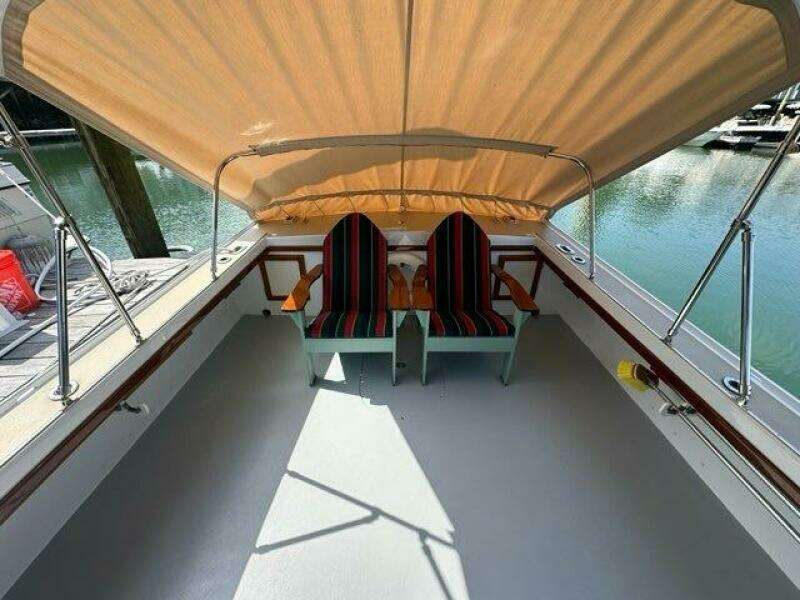 SIGN E 32ft Holland Yacht For Sale