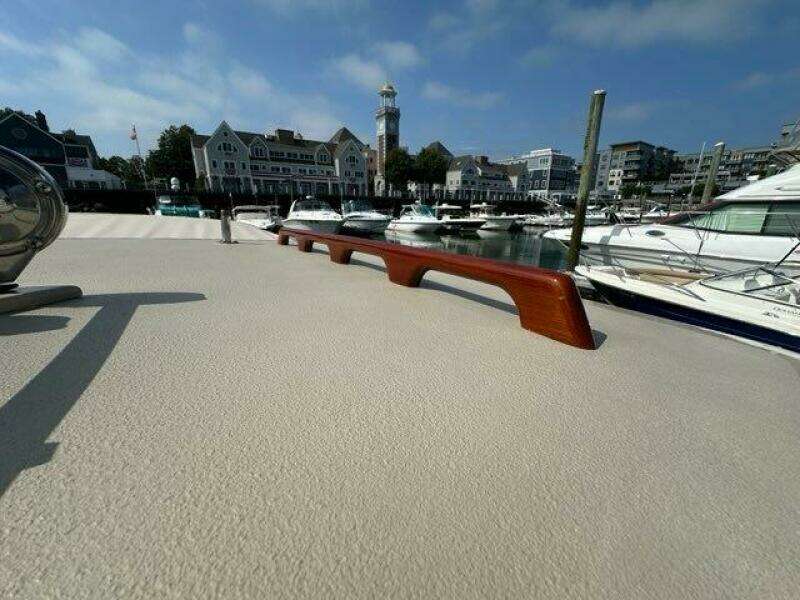SIGN E 32ft Holland Yacht For Sale