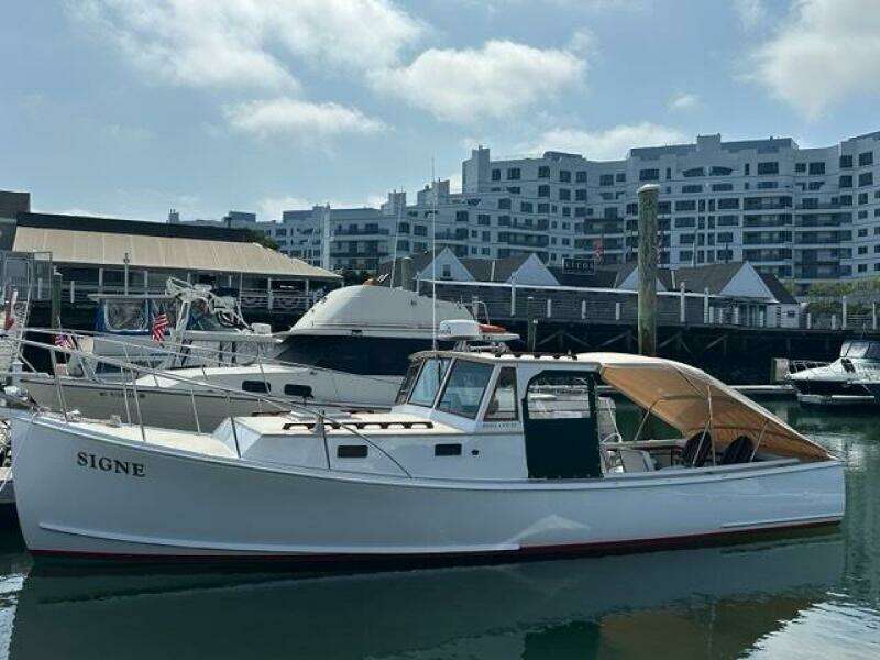 SIGN E 32ft Holland Yacht For Sale