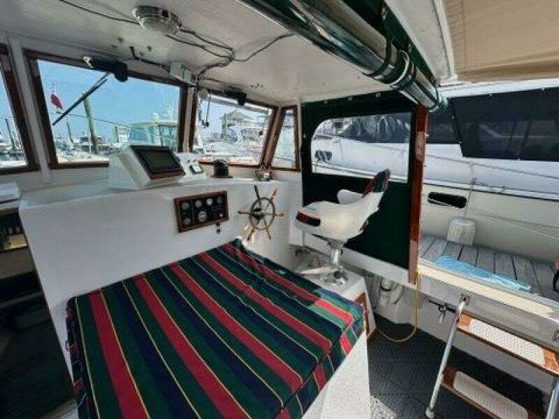 SIGN E 32ft Holland Yacht For Sale