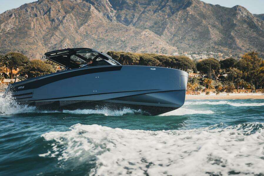 32ft Virtue Yacht For Sale
