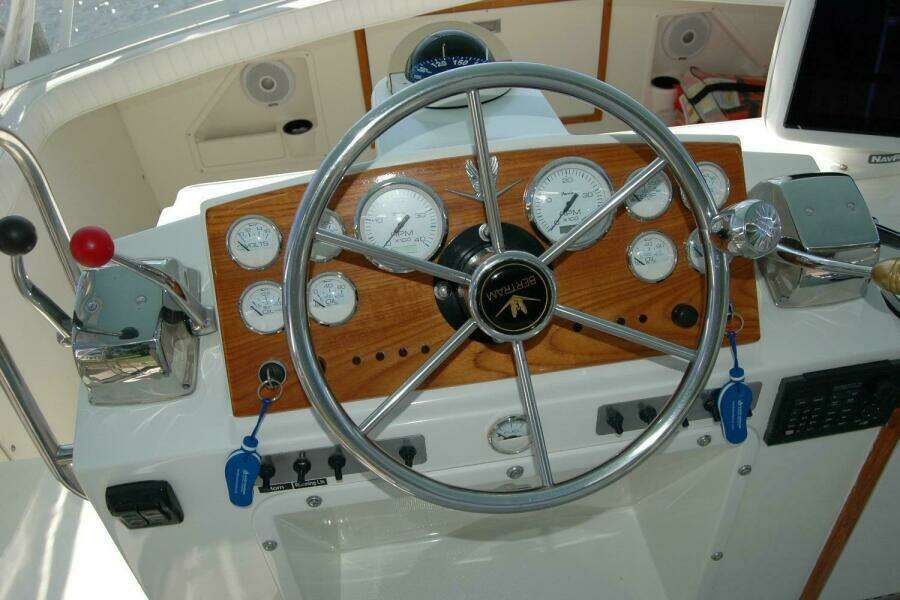 Vesper 33ft Bertram Yacht For Sale
