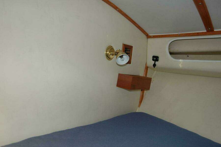 Vesper 33ft Bertram Yacht For Sale