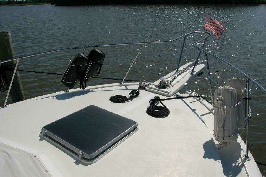 Vesper 33ft Bertram Yacht For Sale