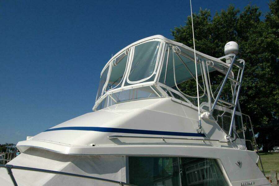 Vesper 33ft Bertram Yacht For Sale
