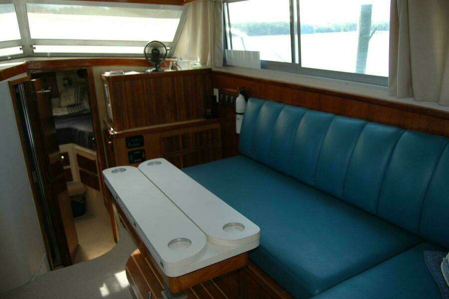 Vesper 33ft Bertram Yacht For Sale