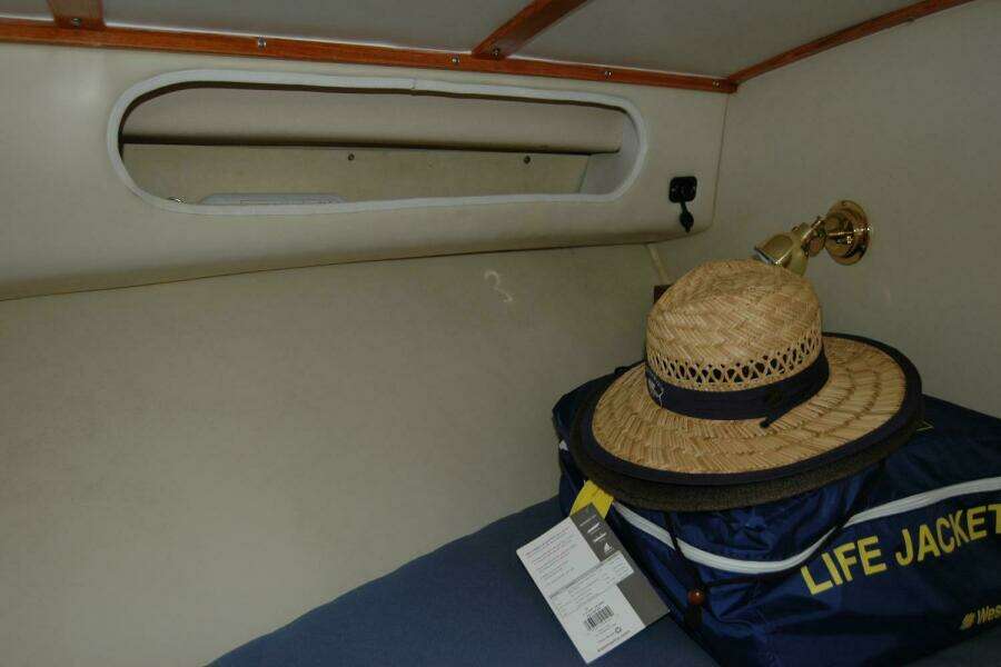 Vesper 33ft Bertram Yacht For Sale