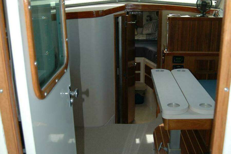 Vesper 33ft Bertram Yacht For Sale